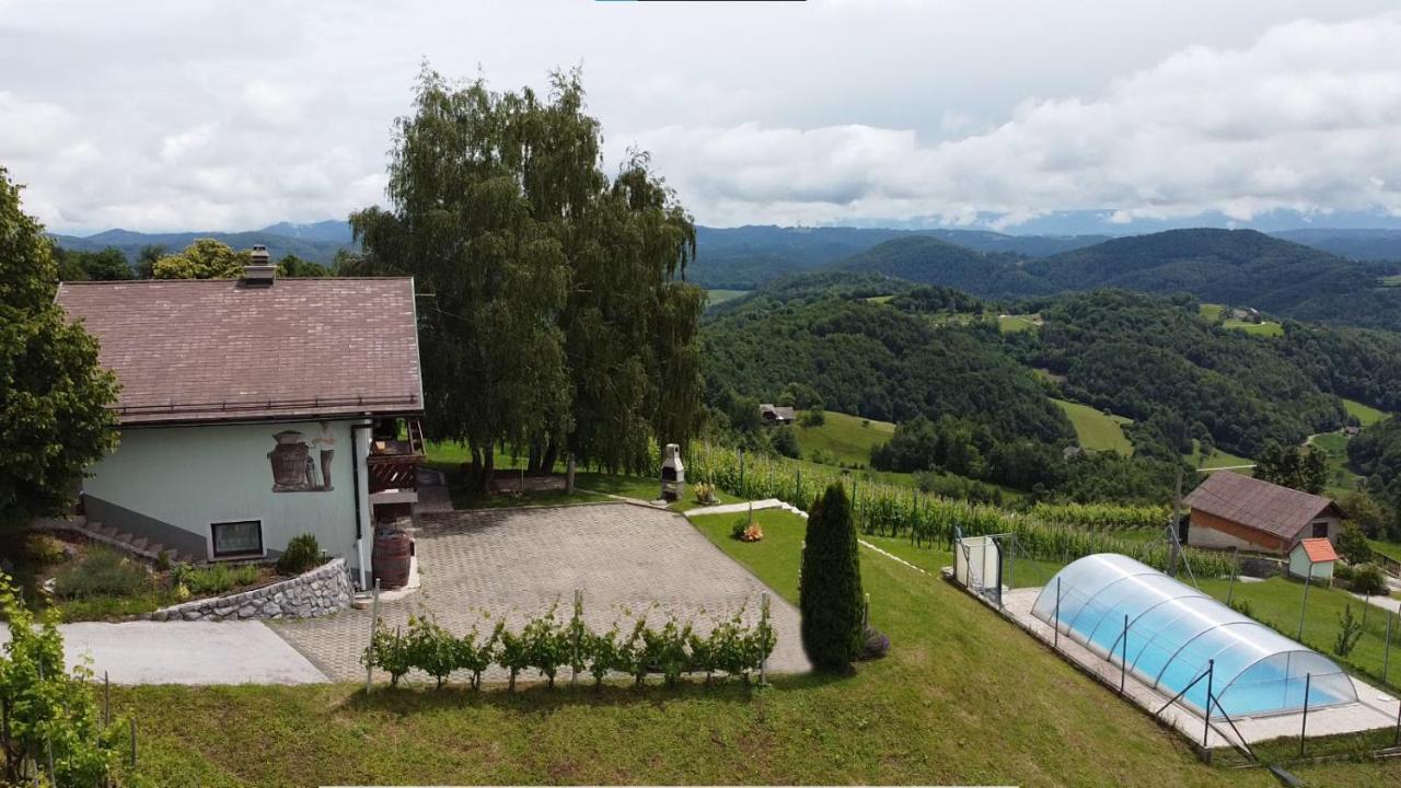 Zidanica Bundersek Apartment Sentjanz  Exterior photo